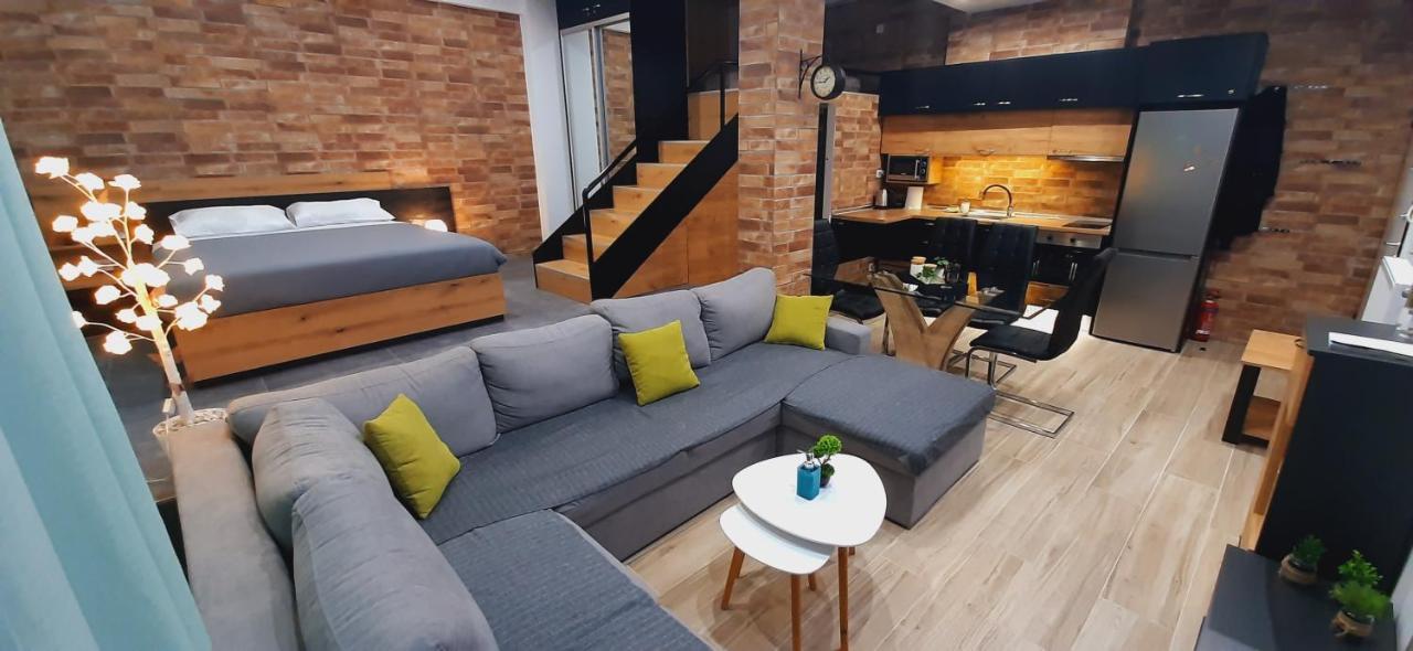 Alexander Apartment Сере Экстерьер фото