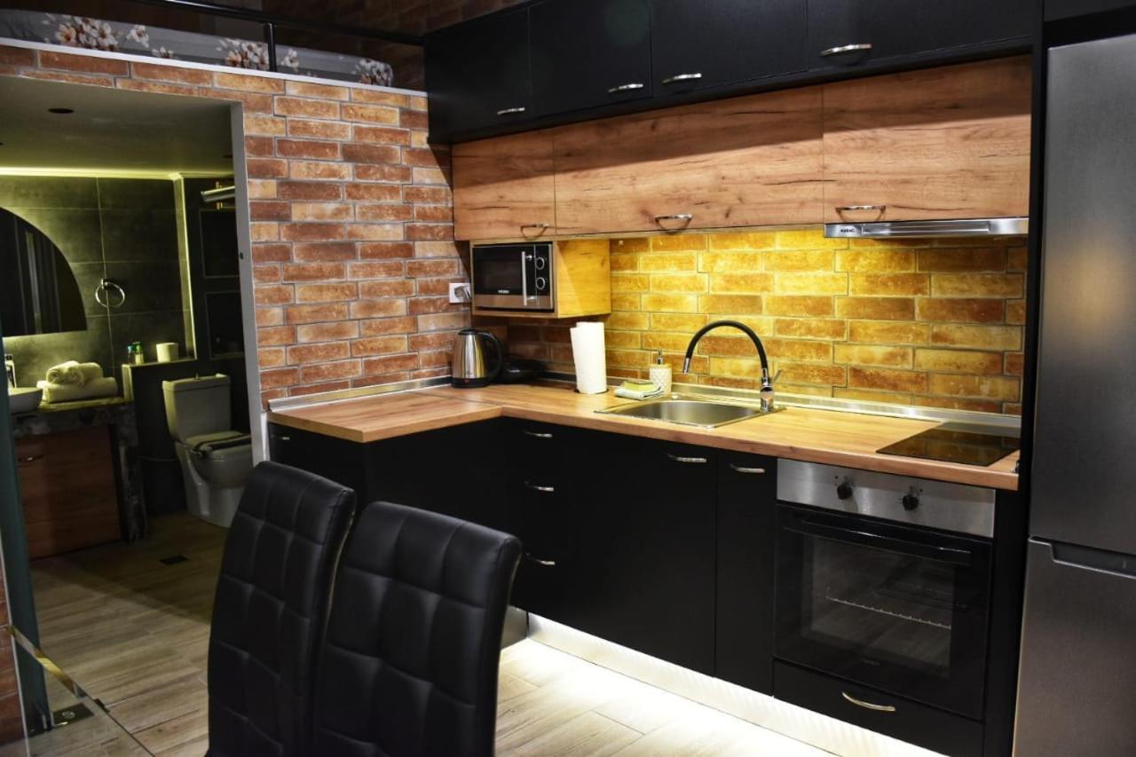 Alexander Apartment Сере Экстерьер фото