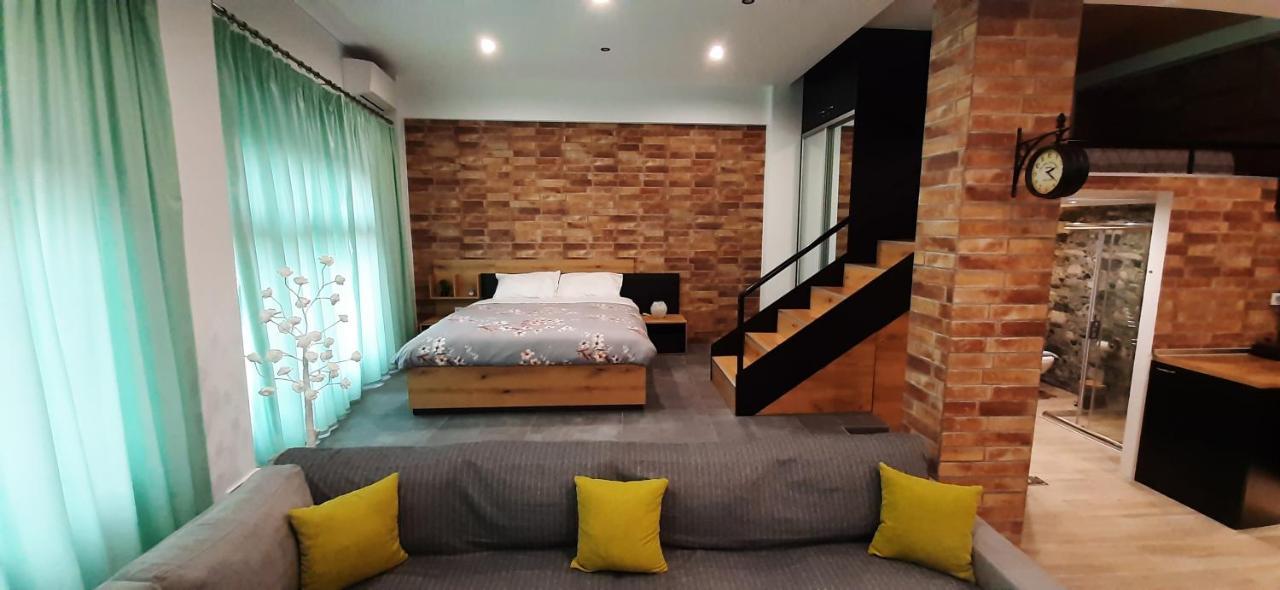 Alexander Apartment Сере Экстерьер фото