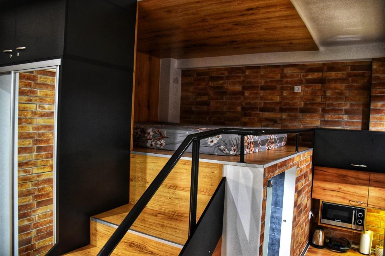 Alexander Apartment Сере Экстерьер фото